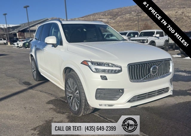 2022 Volvo XC90 T6 Momentum