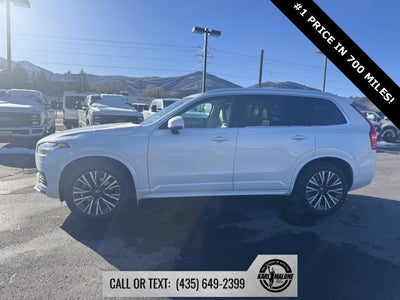 2022 Volvo XC90 T6 Momentum