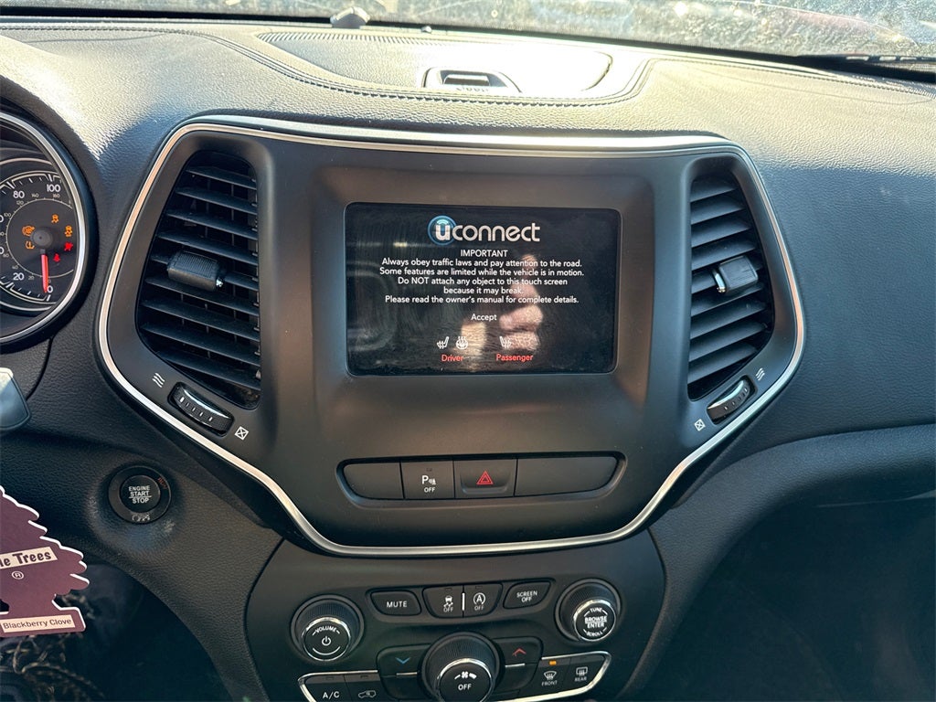 2019 Jeep Cherokee Altitude