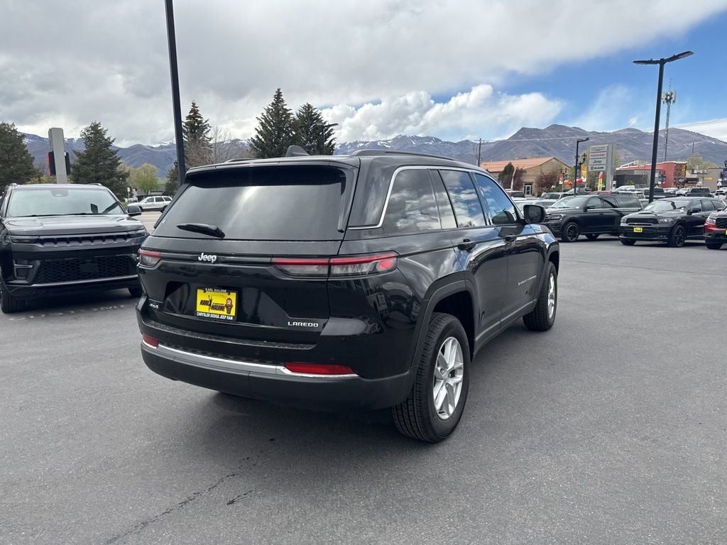 2026 Jeep Grand Cherokee Laredo