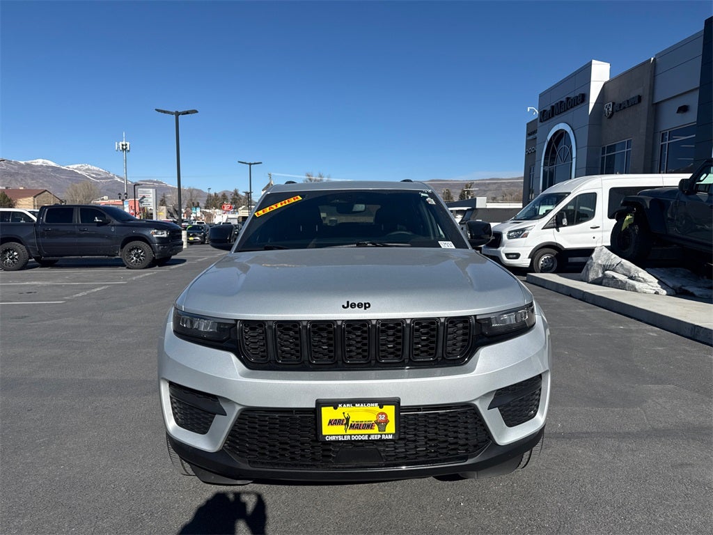 2023 Jeep Grand Cherokee Altitude