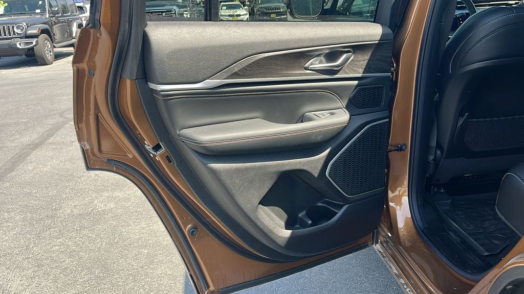 2026 Jeep Grand Cherokee Limited Reserve