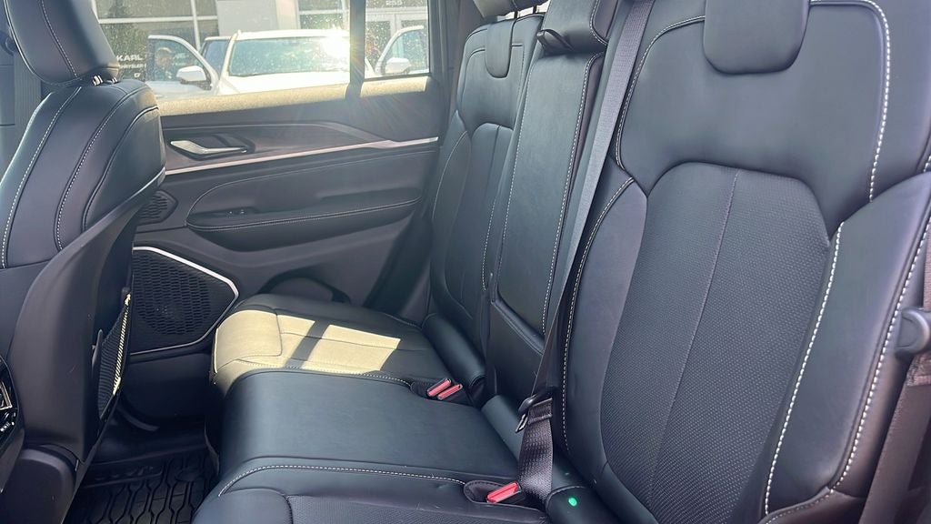 2026 Jeep Grand Cherokee Limited Reserve