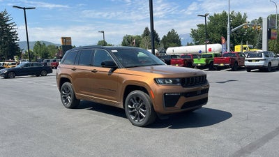 2026 Jeep Grand Cherokee Limited Reserve