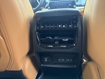 2026 Jeep Grand Cherokee Summit