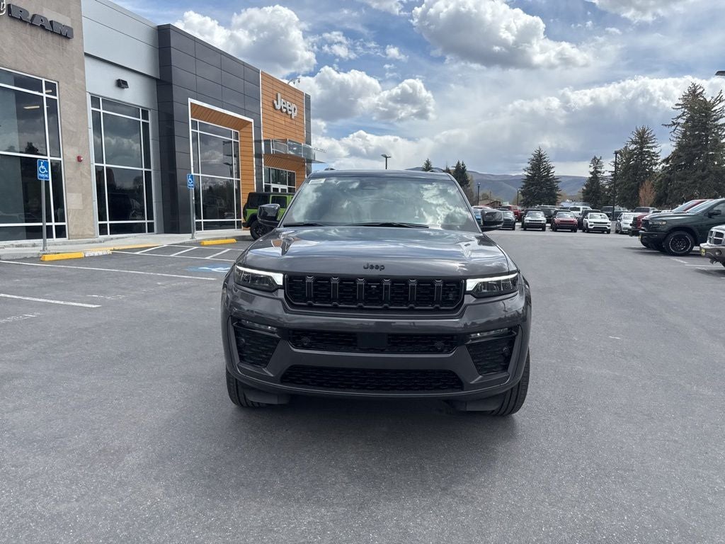 2026 Jeep Grand Cherokee Summit