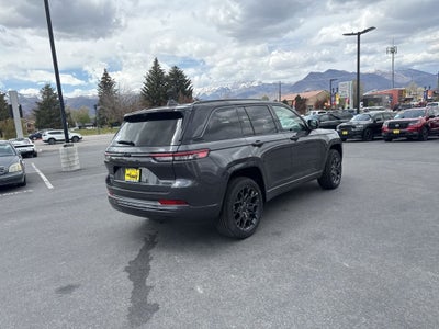 2026 Jeep Grand Cherokee Summit