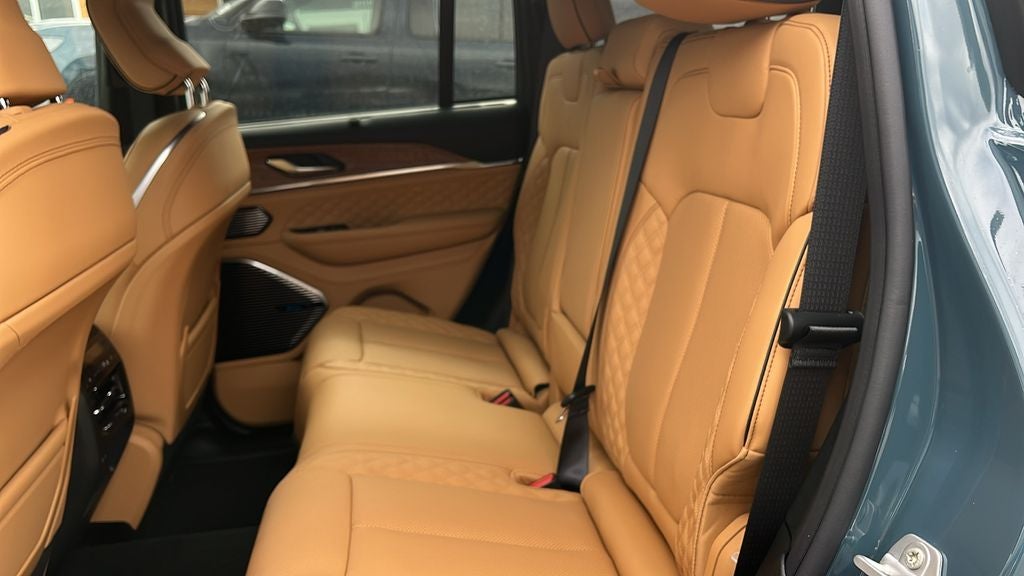 2026 Jeep Grand Cherokee Summit