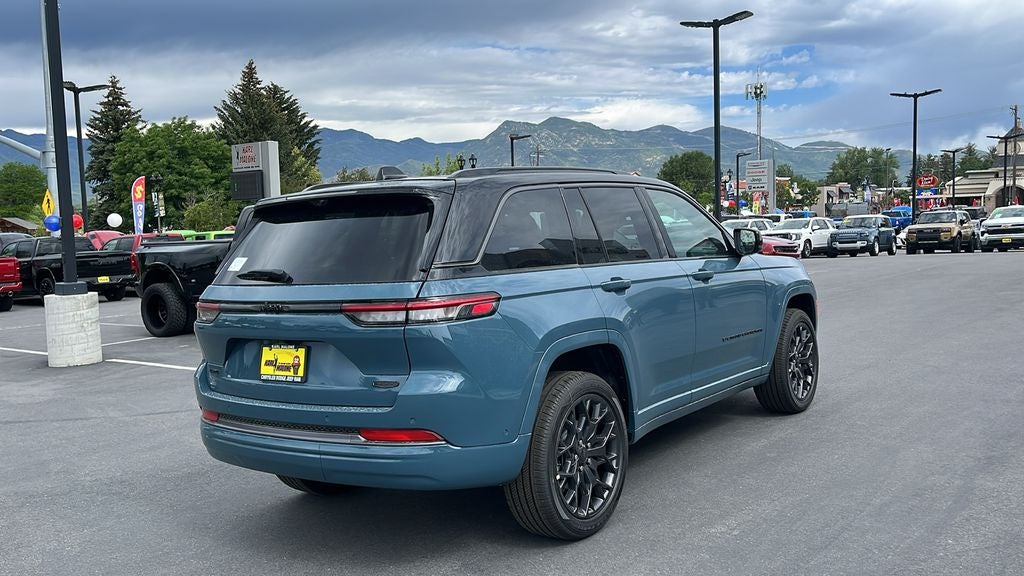 2026 Jeep Grand Cherokee Summit