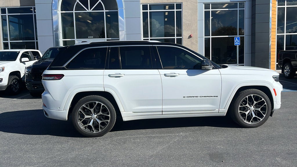 2022 Jeep Grand Cherokee Summit Reserve