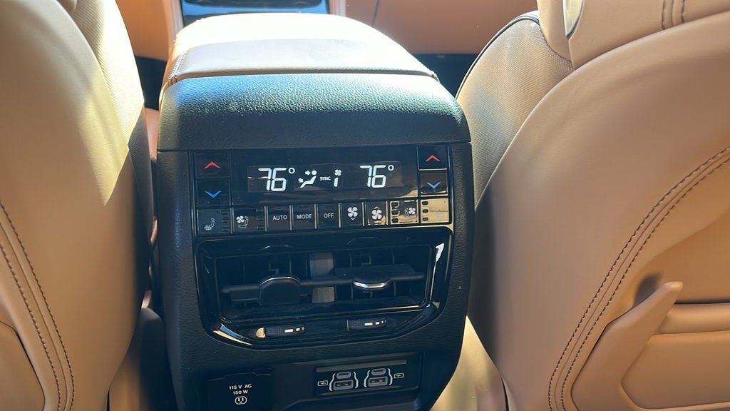 2022 Jeep Grand Cherokee Summit Reserve