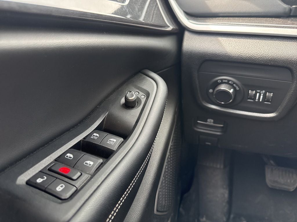 2022 Jeep Grand Cherokee L Altitude