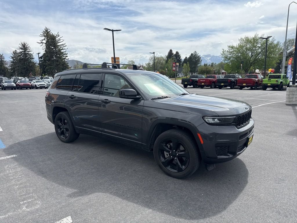 2022 Jeep Grand Cherokee L Altitude