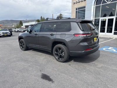 2022 Jeep Grand Cherokee L Altitude