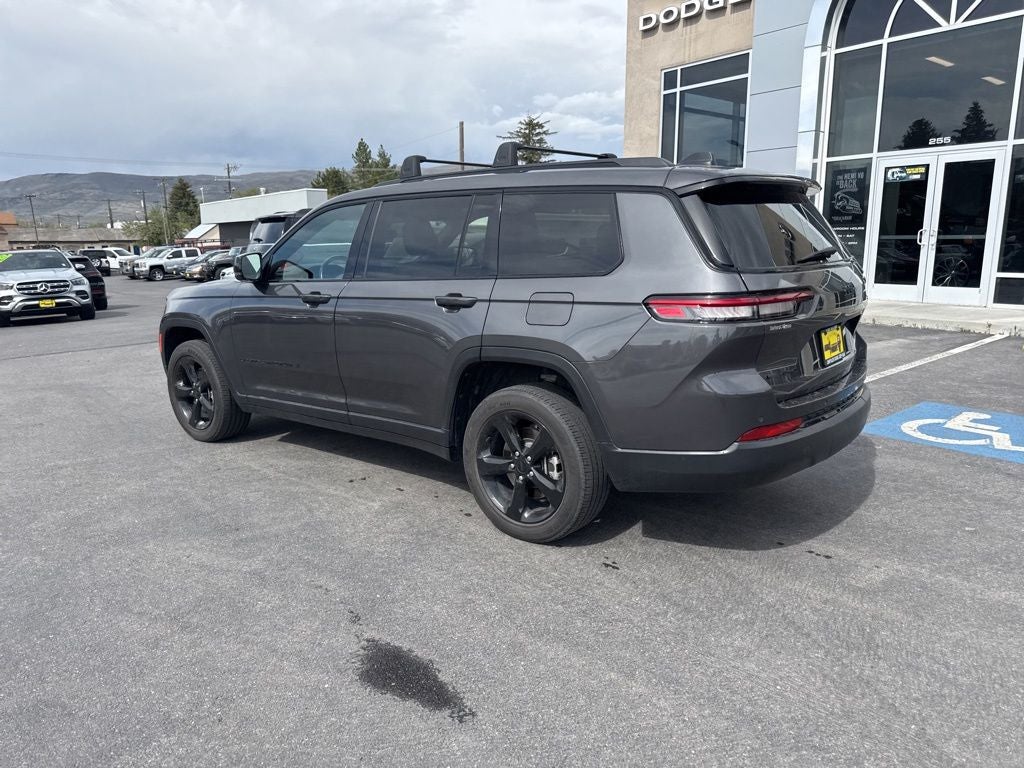 2022 Jeep Grand Cherokee L Altitude