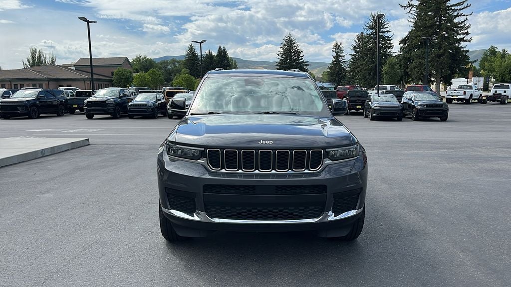 2022 Jeep Grand Cherokee L Laredo
