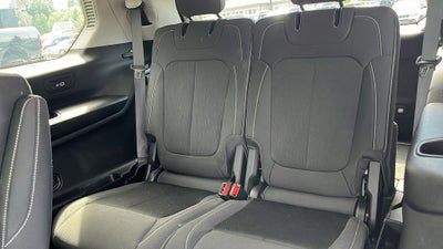 2022 Jeep Grand Cherokee L Laredo
