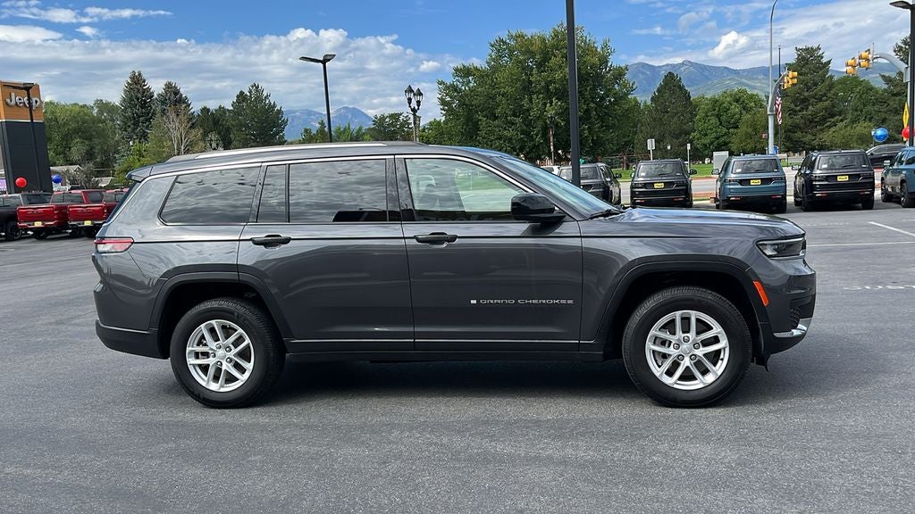 2022 Jeep Grand Cherokee L Laredo