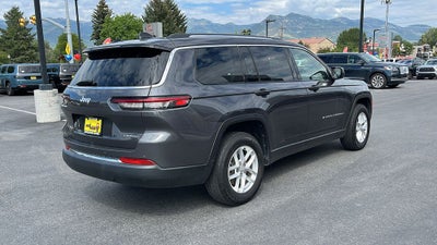 2022 Jeep Grand Cherokee L Laredo