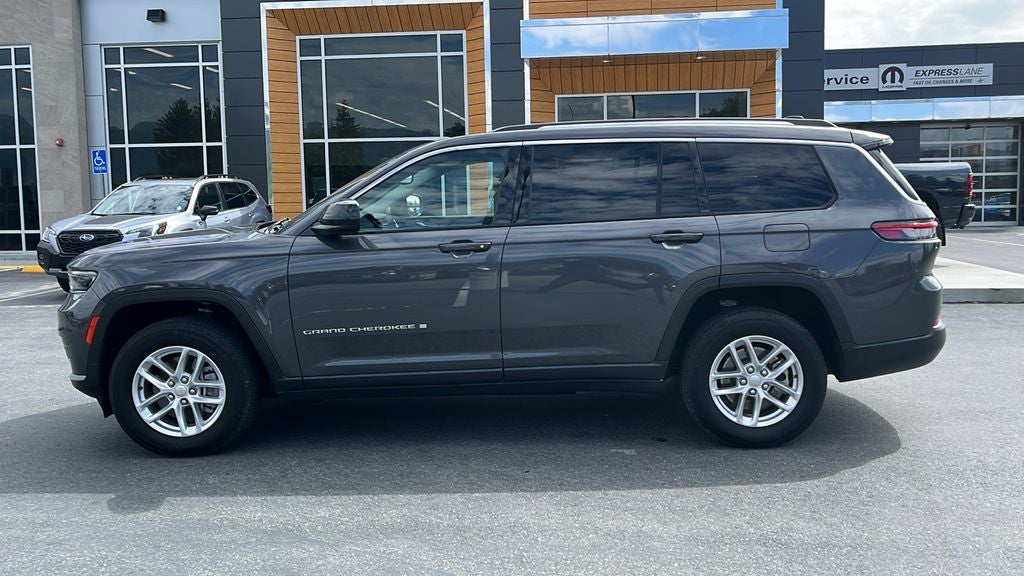 2022 Jeep Grand Cherokee L Laredo
