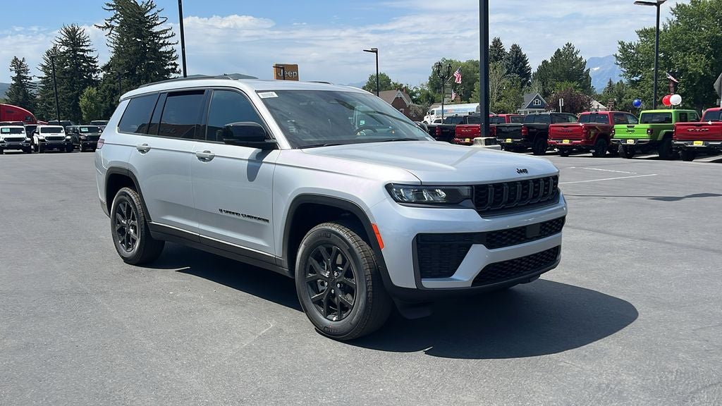 2026 Jeep Grand Cherokee L Laredo