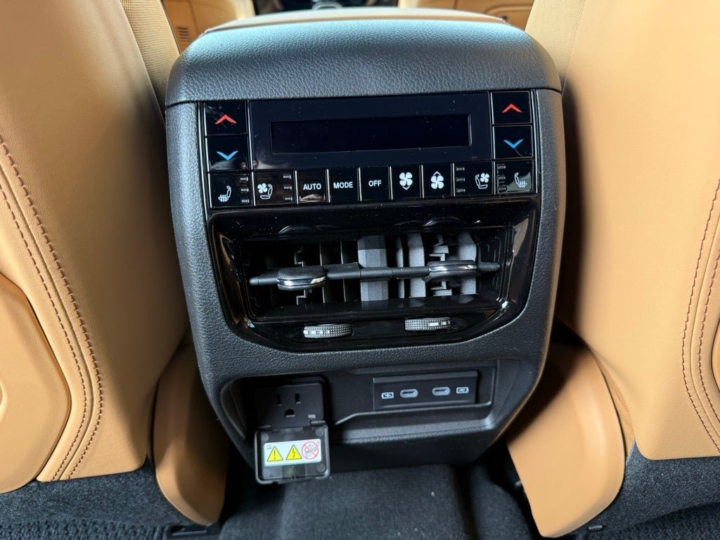 2026 Jeep Grand Cherokee L Summit