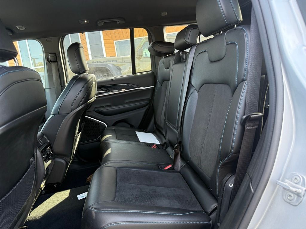 2023 Jeep Grand Cherokee Trailhawk 4xe