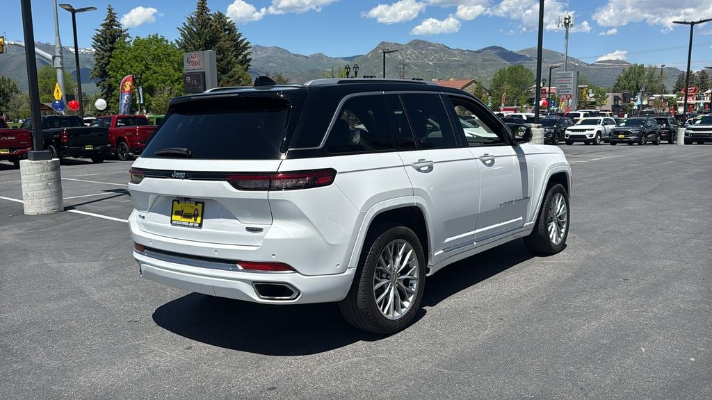 2022 Jeep Grand Cherokee Summit 4xe