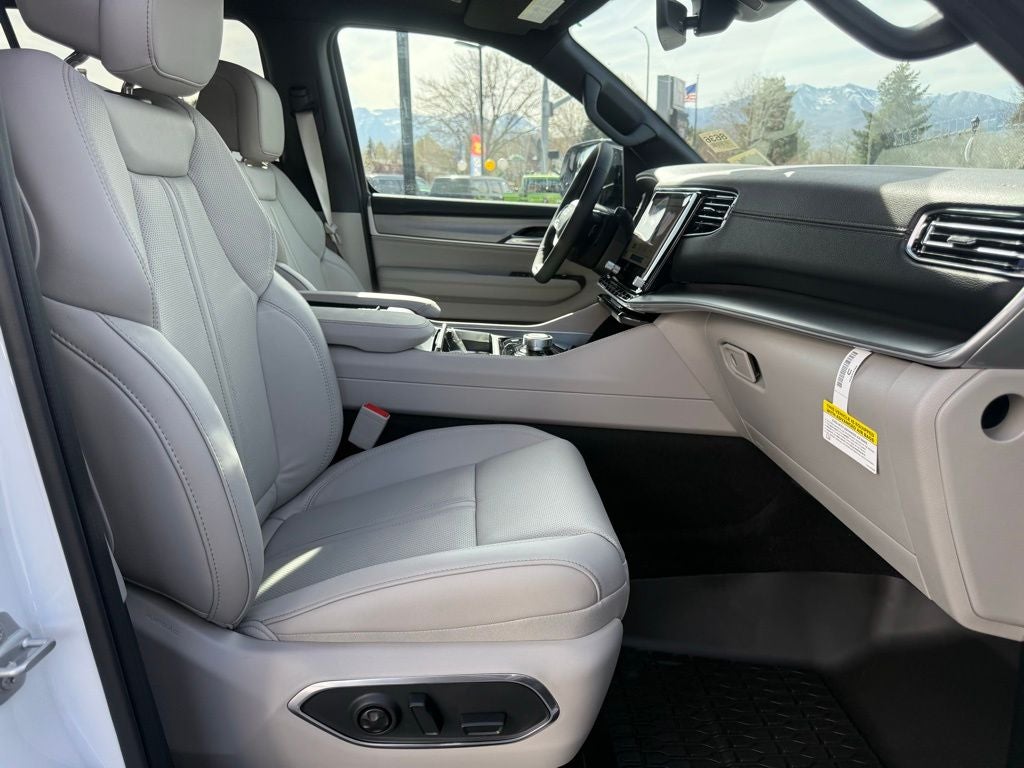 2026 Jeep Grand Wagoneer L Base