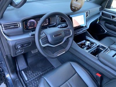 2025 Jeep Wagoneer L Base