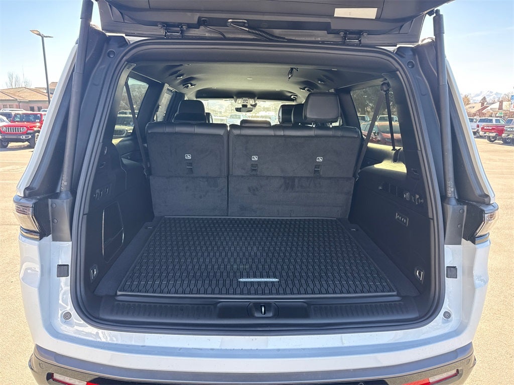 2026 Jeep Grand Wagoneer L Base