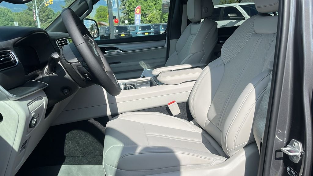 2026 Jeep Grand Wagoneer L Limited Altitude