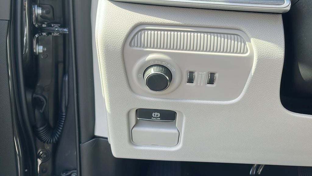 2026 Jeep Grand Wagoneer L Limited Altitude