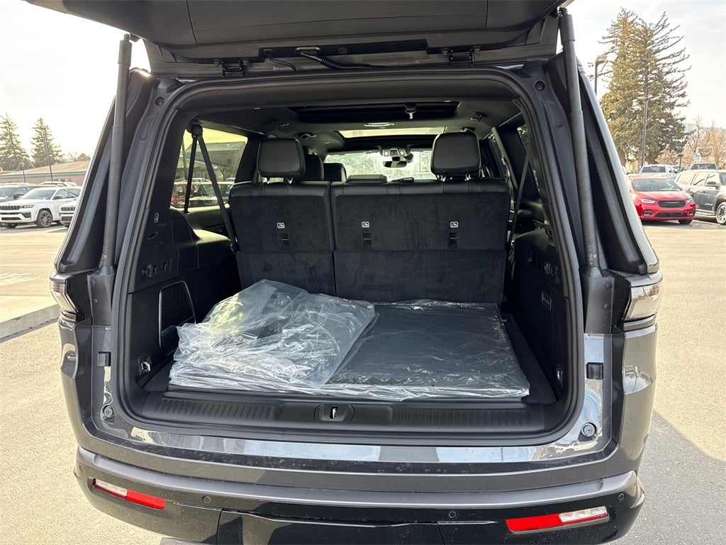 2026 Jeep Grand Wagoneer L Base