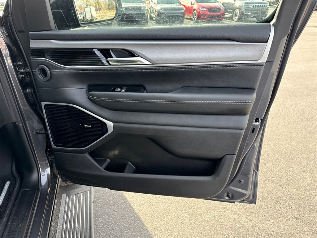 2026 Jeep Grand Wagoneer L Base