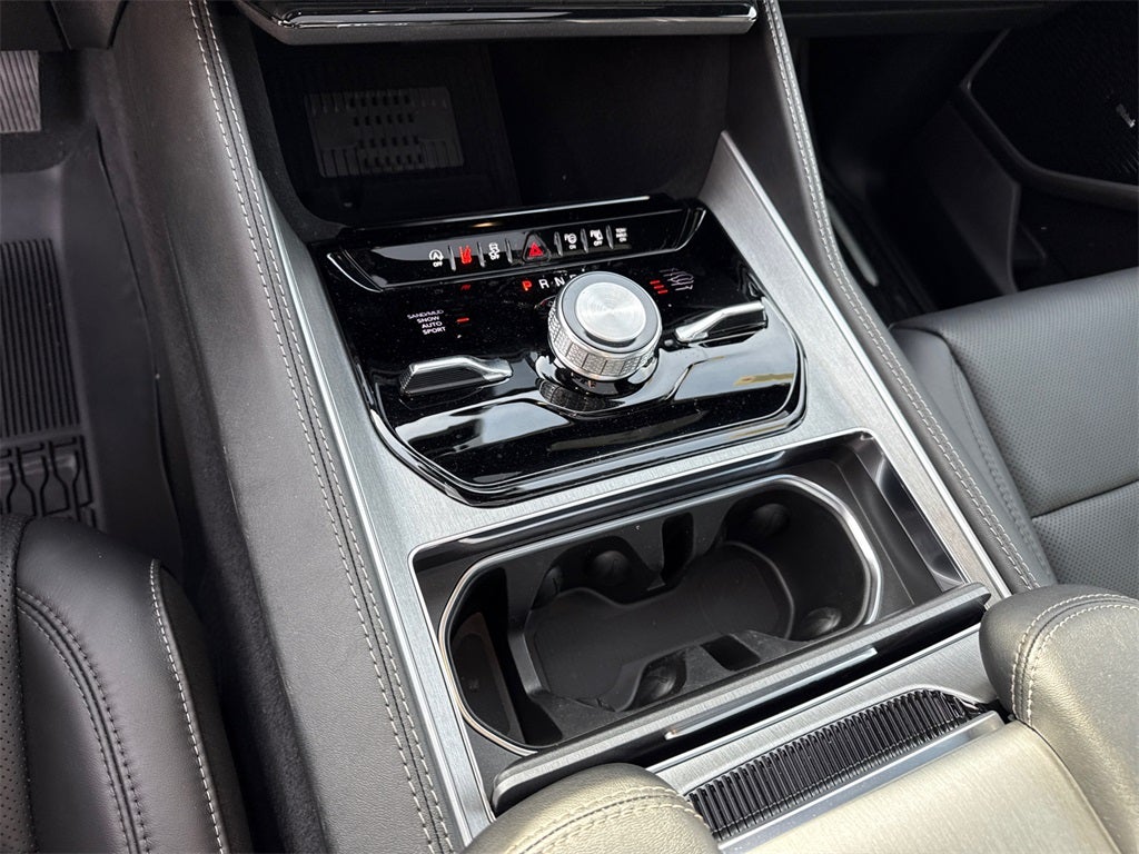 2026 Jeep Grand Wagoneer L Base