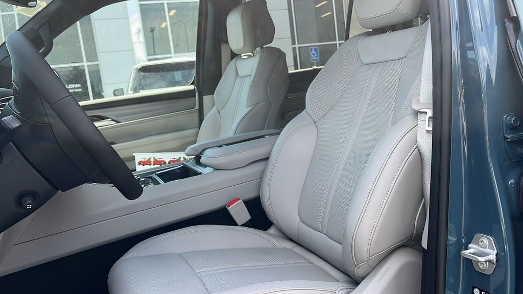2026 Jeep Grand Wagoneer L Limited Altitude