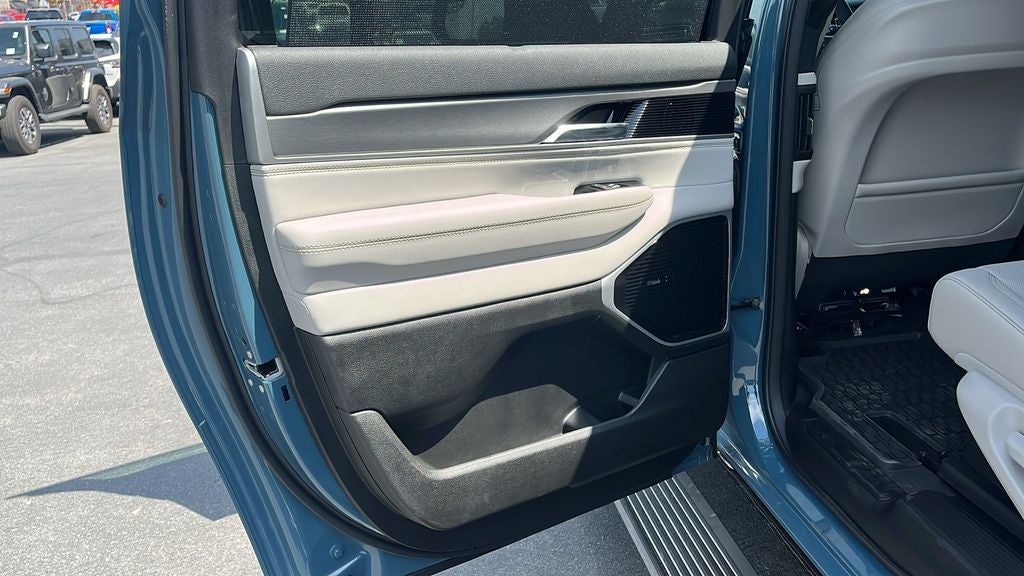 2026 Jeep Grand Wagoneer L Limited Altitude