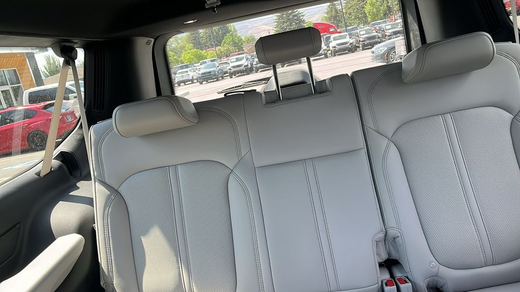 2026 Jeep Grand Wagoneer L Limited Altitude