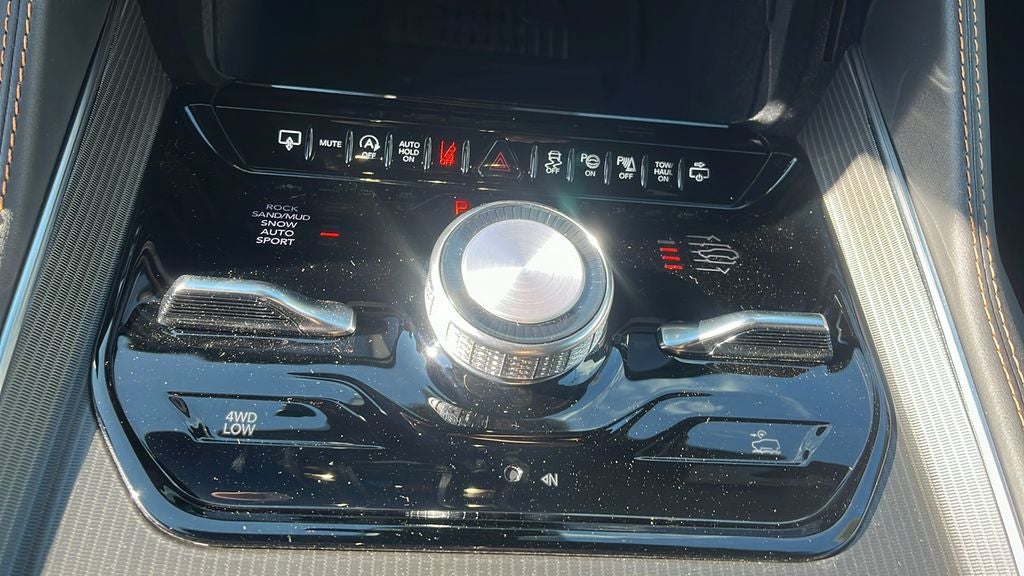 2026 Jeep Grand Wagoneer L Summit Reserve
