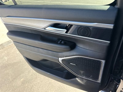 2026 Jeep Grand Wagoneer Base