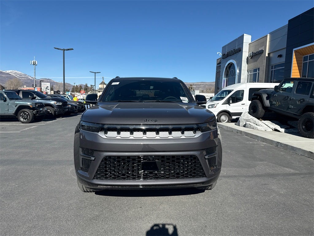 2026 Jeep Grand Wagoneer Base