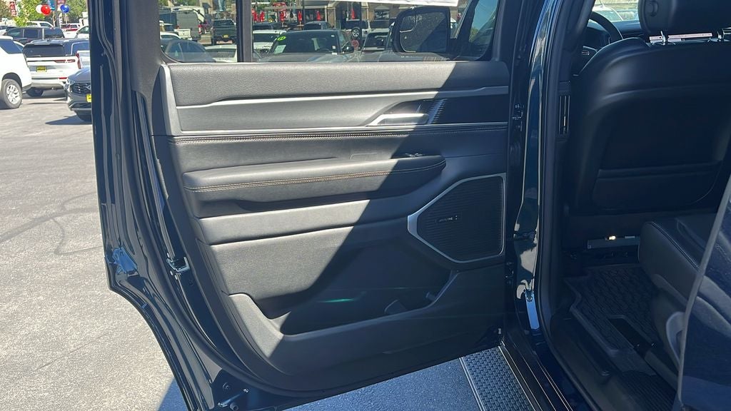 2026 Jeep Grand Wagoneer Upland