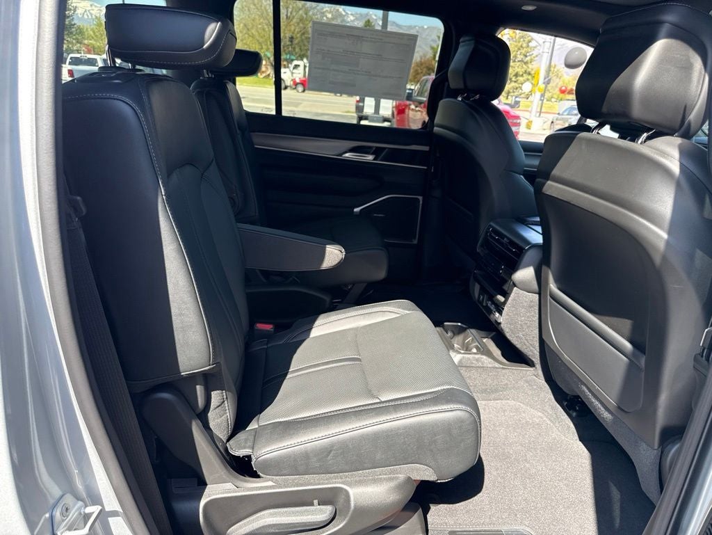 2026 Jeep Grand Wagoneer Upland