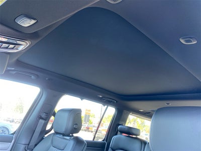 2025 Jeep Wagoneer Base