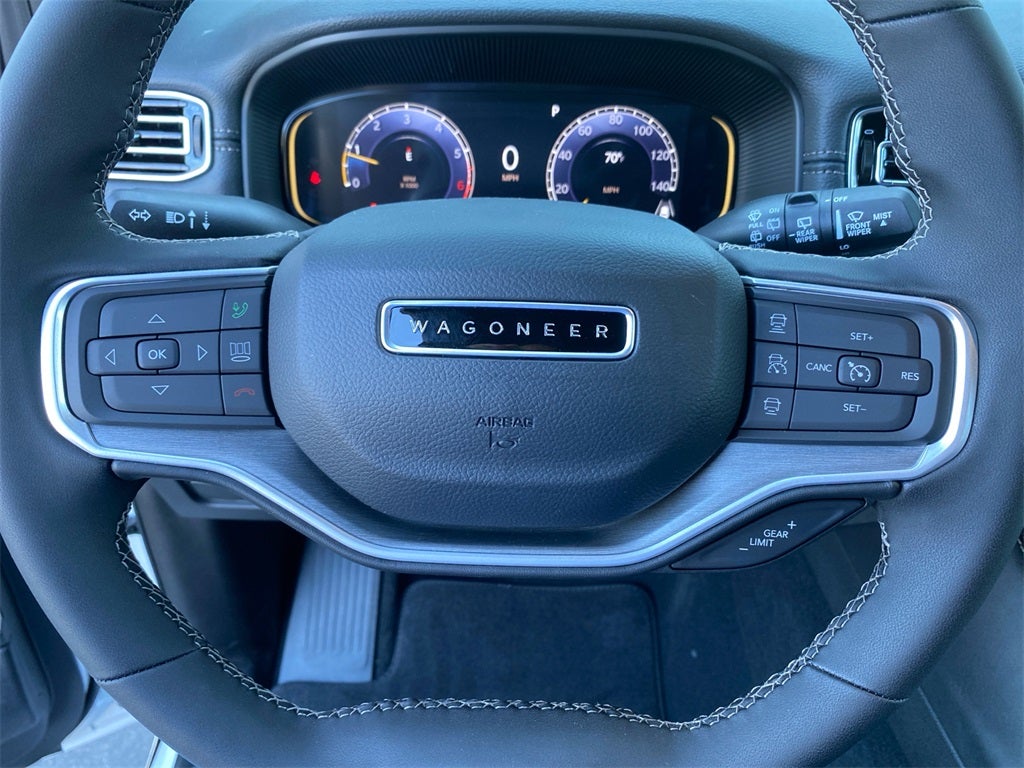 2025 Jeep Wagoneer Base