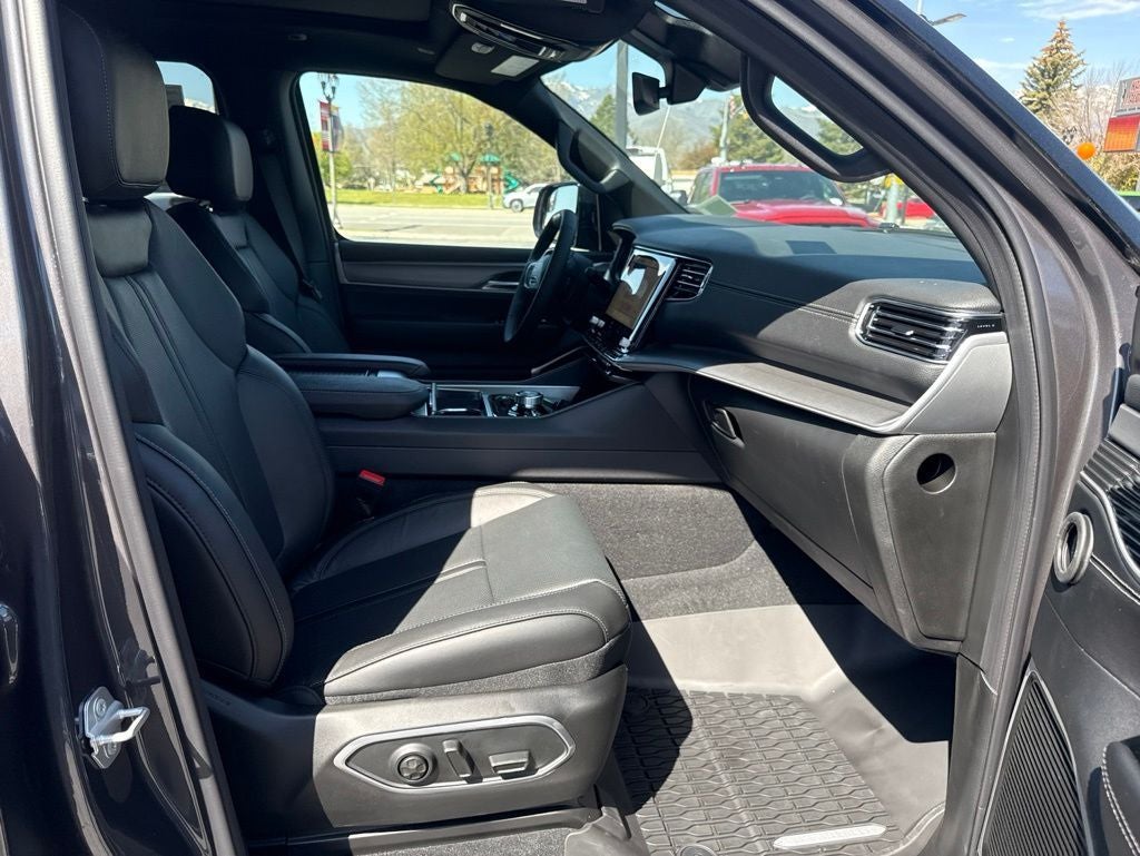 2026 Jeep Grand Wagoneer Upland