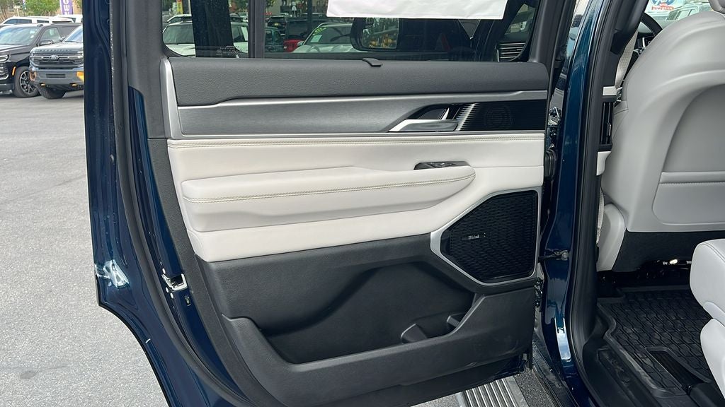 2026 Jeep Grand Wagoneer Limited Reserve