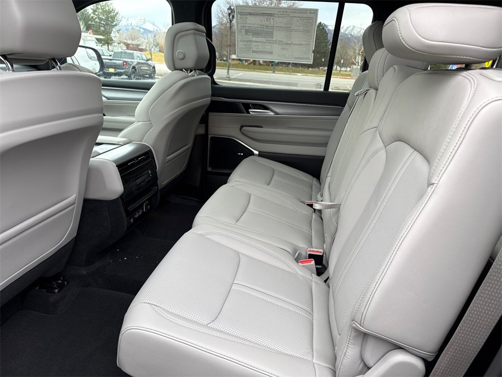 2025 Jeep Wagoneer Series II