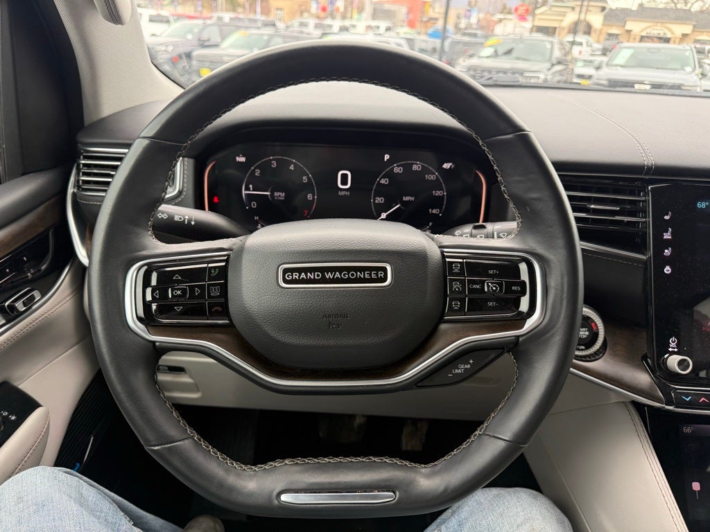 2023 Jeep Grand Wagoneer Base